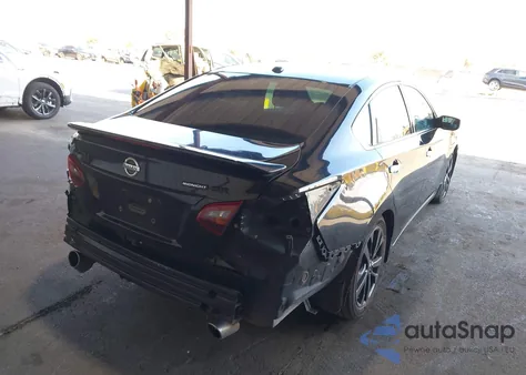 2018 Nissan Altima 2.5 Sr z USA, uszkodzony, nr VIN 1N4AL3AP9JC158559